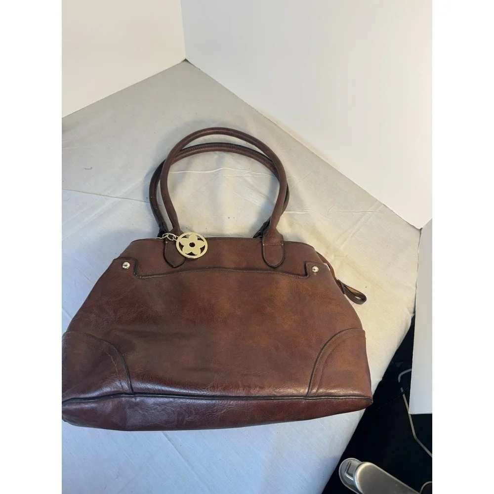 Bueno Brown Medium Leather Satchel Top Handle Bag Zip Inner  Pockets